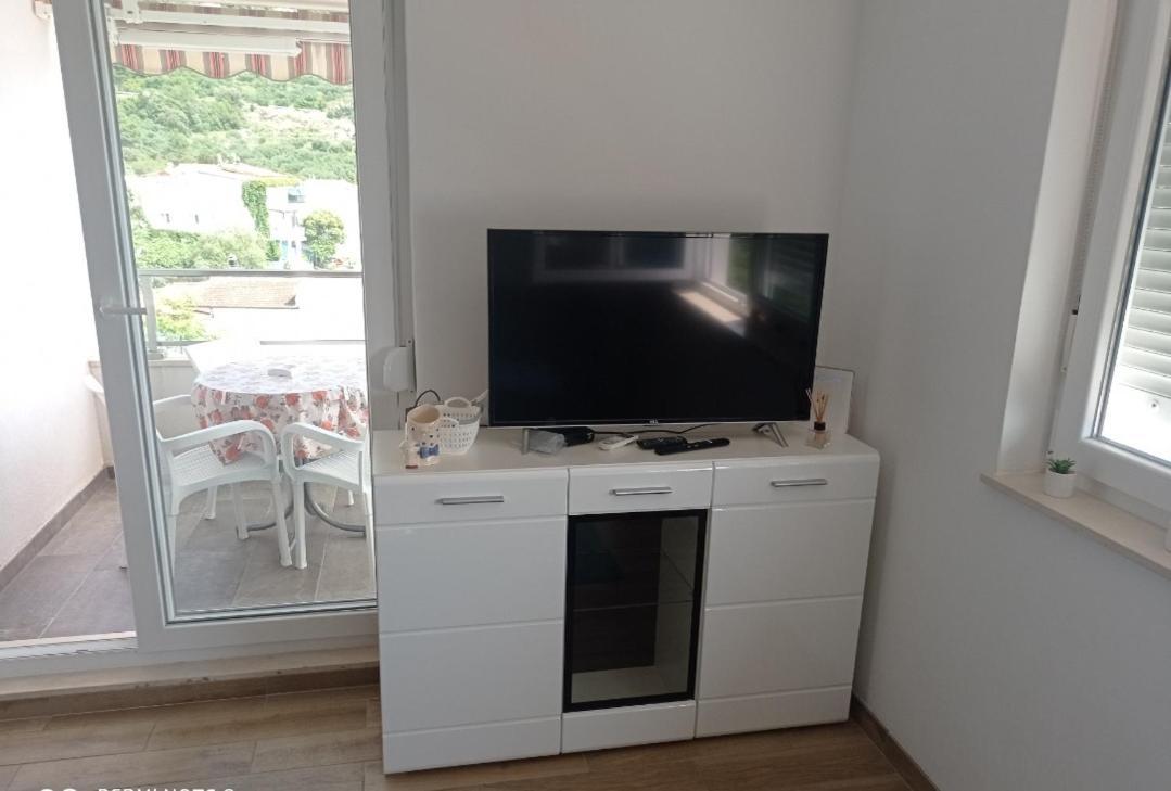 Apartman Nimfa Appartement Igrane Buitenkant foto